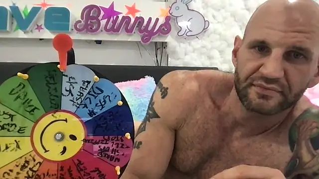 brianomally – Naživo XXX chat