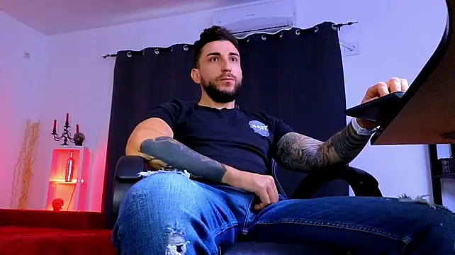 Chat XXX en directo de MightyAaron66
