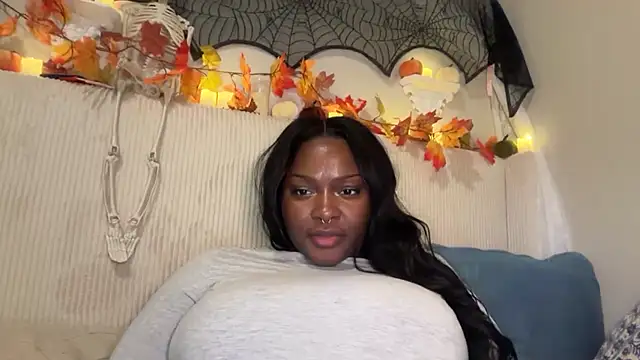 XXX chat uživo modela SpoiledEboni