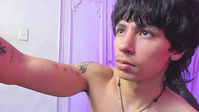 Tyler_durtenのライブXXXチャット