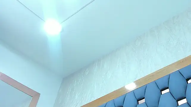 crystal_sm's Live XXX Chat