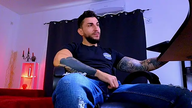 MightyAaron66 라이브 XXX 채팅