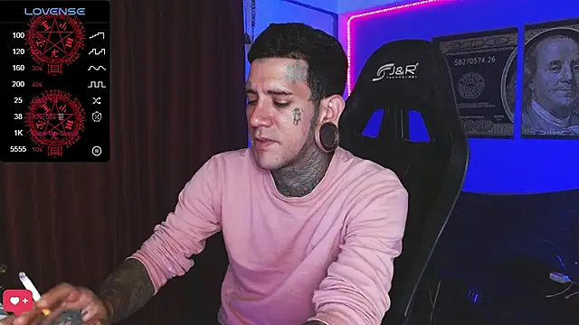 jhonny__ackerman XXX чат на живо