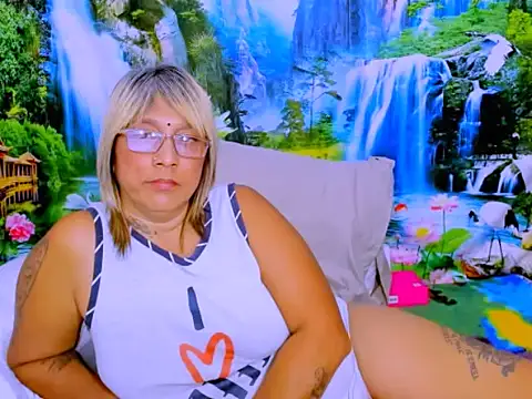 indianroxy 라이브 XXX 채팅
