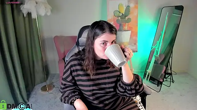 MartaEdams XXX чат на живо