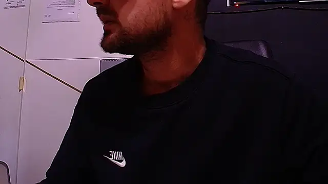 JamesMyerssのライブXXXチャット