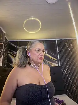 Misevie's Live XXX Chat