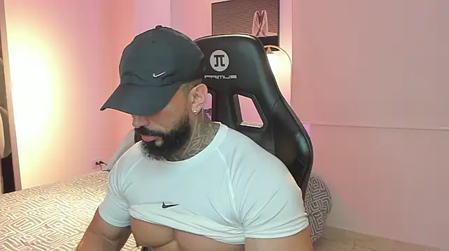 jeff_clark7 Adlı Modelin Canlı XXX Sohbeti