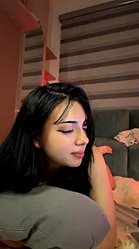dani-nari Chat XXX in diretta