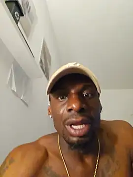 XXX chat uživo modela black_freaky666