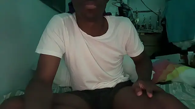jay_secxret Show in webcam