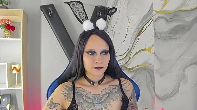 AnnyThompson_ Adlı Modelin Canlı XXX Sohbeti