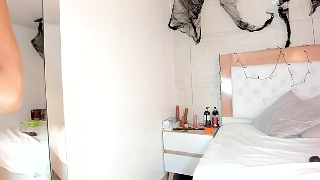 Živý XXX chat NINAMARTINS