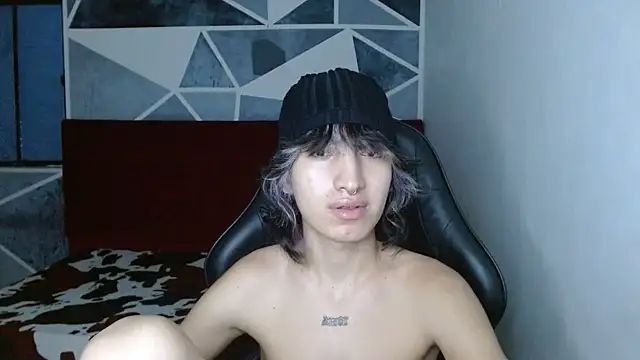 littlextreme Live XXX Chat