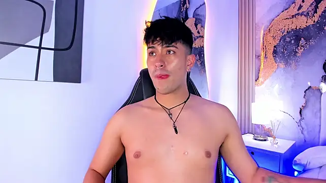 Онлайн чат XXX RyanClark_