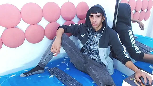 Drake_Jack Live XXX-chat