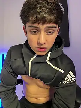 Chat +18 de lian_fooxx ao vivo