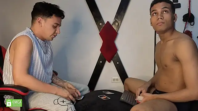 GoldenBoyDuo's Live XXX Chat