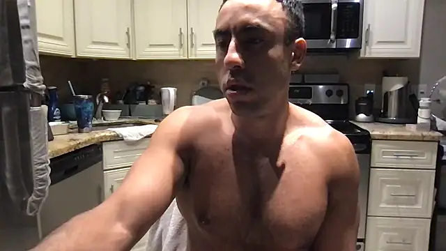 XXX chat uživo modela BigGuyMuscle