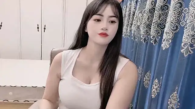 XXX chat uživo modela sjsibi