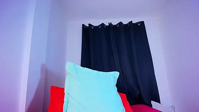 دردشة AlyaThompson الجنسية المباشرة