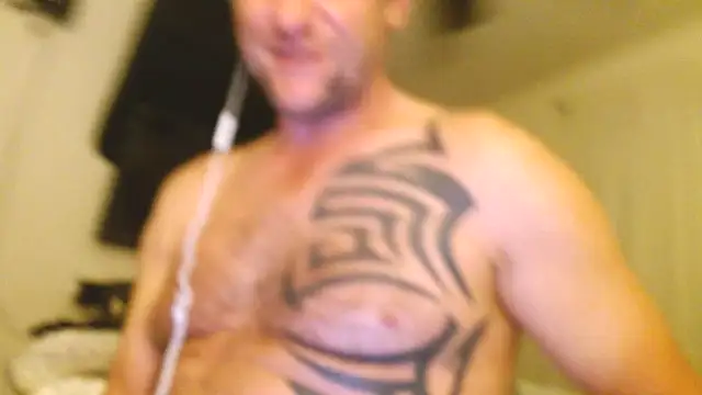 צ'אט XXX בשידור חי של Yournaughty
