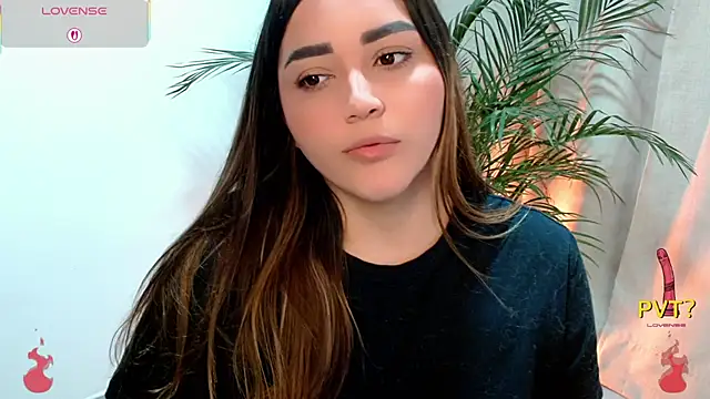 Chat +18 de Lucia_star__ ao vivo