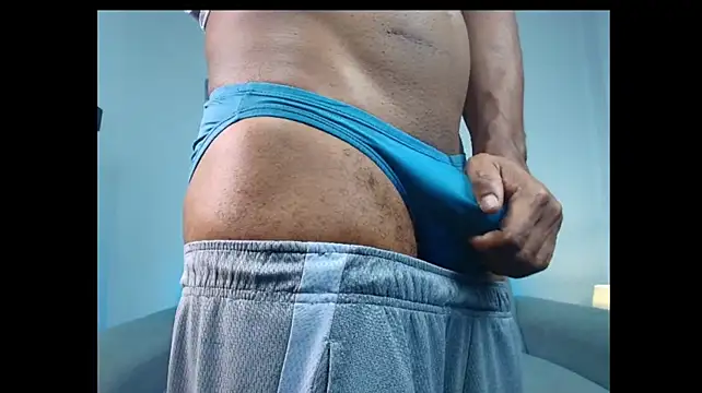 XXX chat uživo modela Altus_fit