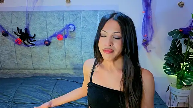 Czat XXX na żywo – clara_evanss