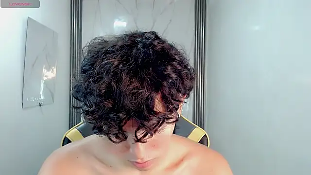 FUNNY_DICK_ Adlı Modelin Canlı XXX Sohbeti