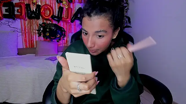 Chat XXX ao vivo de Emily_bruss