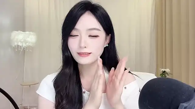 LiLy0608のライブXXXチャット