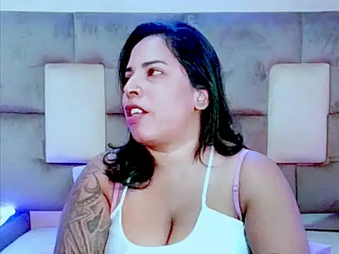 indiantopaz694u 라이브 XXX 채팅