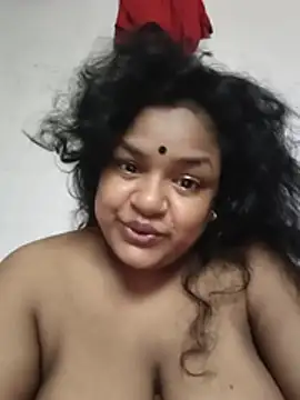 Deborbhavi222 Adlı Modelin Canlı XXX Sohbeti