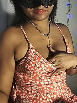 Chatroom XXX en direct de DIRTYSECRET_QUEEN_07