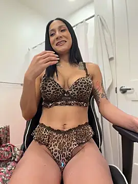 FerrariFrench Chat XXX in diretta