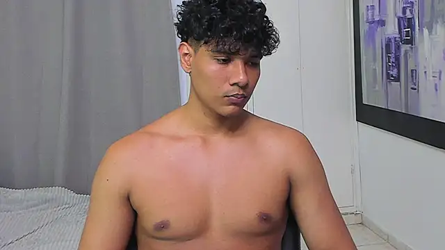 Logan_jake's Live XXX Chat