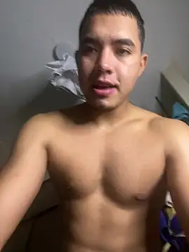 Chatroom XXX en direct de Roiber_only