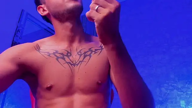 XXX chat uživo modela JaredTorres_