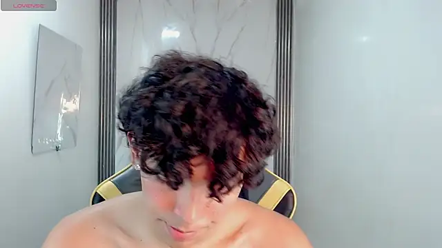 Czat XXX na żywo – FUNNY_DICK_