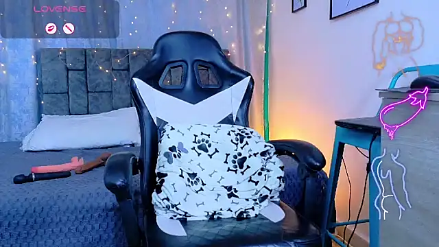 Chat +18 de NicolasTorrez ao vivo