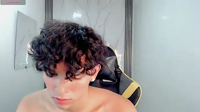 แชท XXX สดของ FUNNY_DICK_