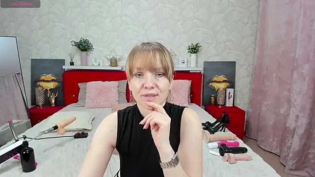 Czat XXX na  żywo – KattyPeachX