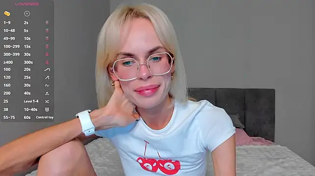 bellatip's Live XXX Chat