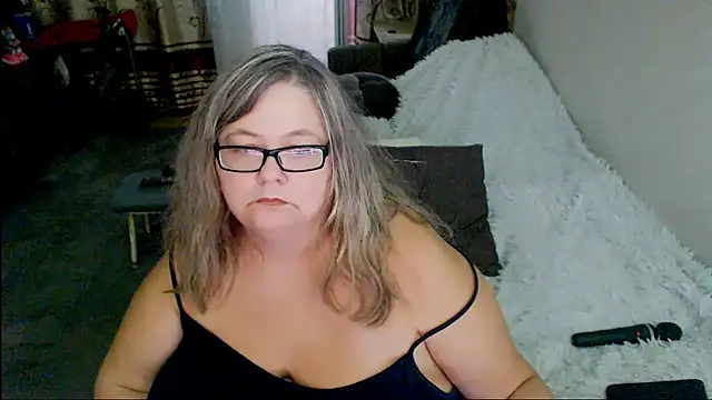 XXX chat uživo modela sex2