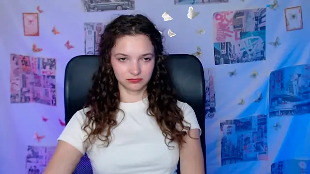Chat +18 de _SusieSu_ ao vivo