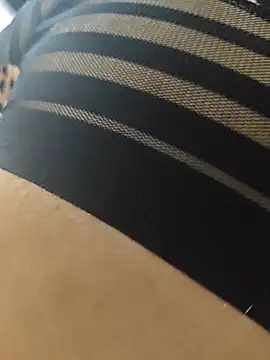 MadaamJizz_DickLewd Adlı Modelin Canlı XXX Sohbeti