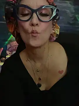 צ'אט XXX בשידור חי של TheDime