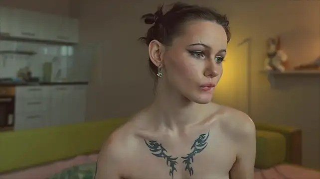 Kate_mikki Adlı Modelin Canlı XXX Sohbeti