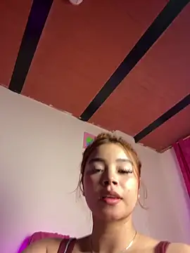แชท XXX สดของ bonnie_moon